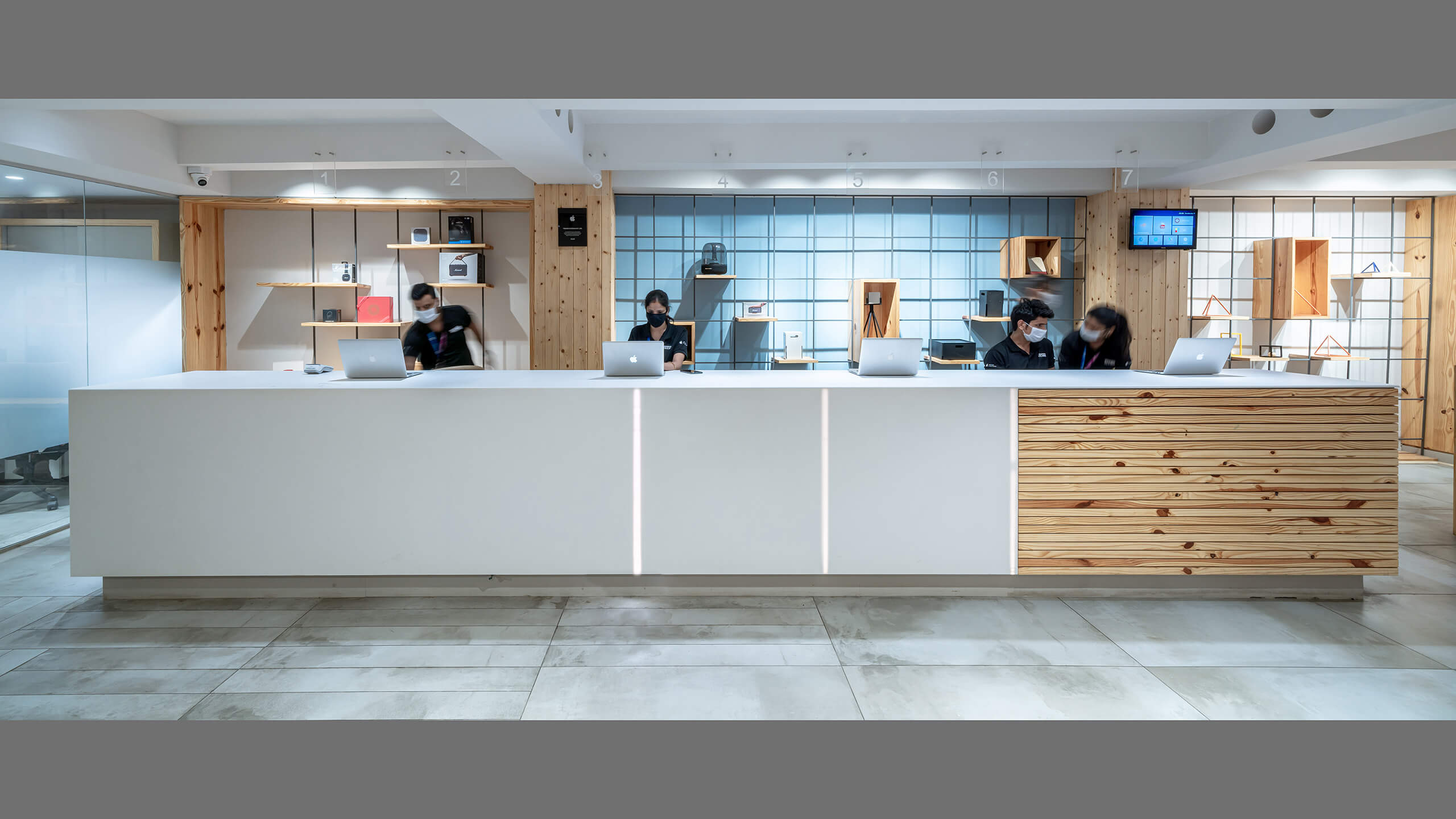 APPLE — image 1